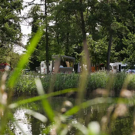 Sleep Space 2 - Tiny Spot Friesland 펜션 쇼르텐스